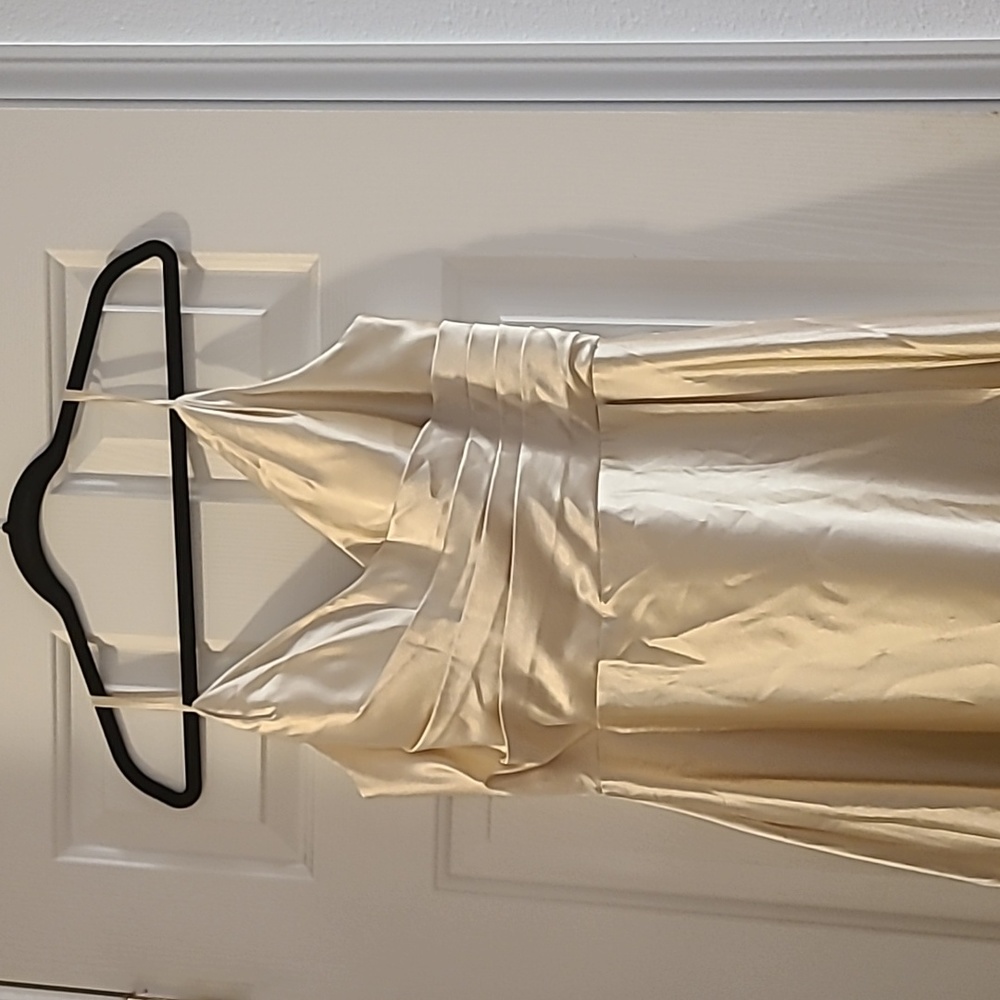 Women's formal cream  dress sz 12 - Picture 4 of 8